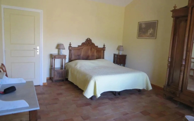 La vache sur le toit