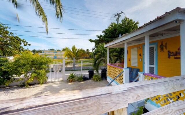 Caye Caulker Cabanas