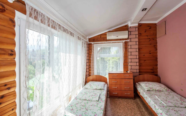 Economy Hotel Lastochka
