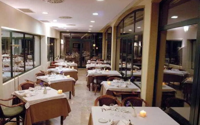 Hipócrates Curhotel