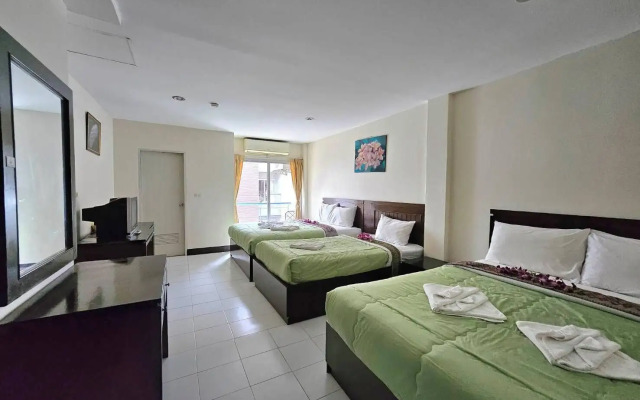 Patong Moon Inn Guesthouse