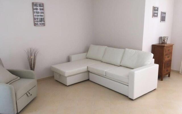 Luxurious holiday villa, private swimming pool near beautiful beaches, westcoast