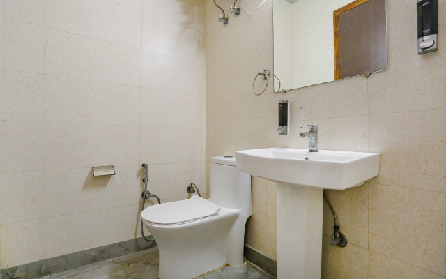 Fabhotel F9 Peeragarhi