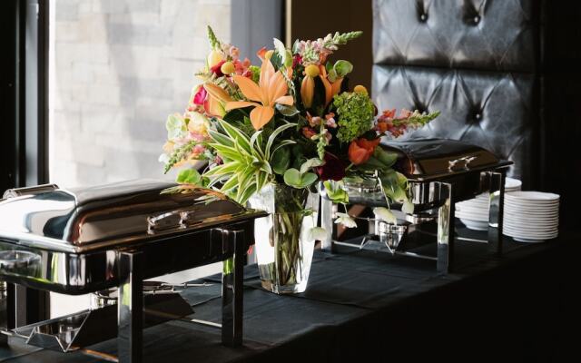 Hotel Indigo Vancouver Dwtn – Portland Area
