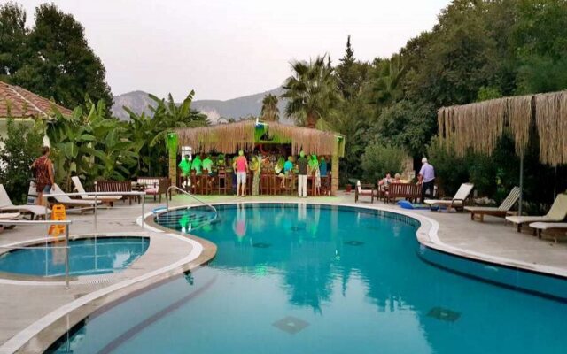 Hotel Riverside