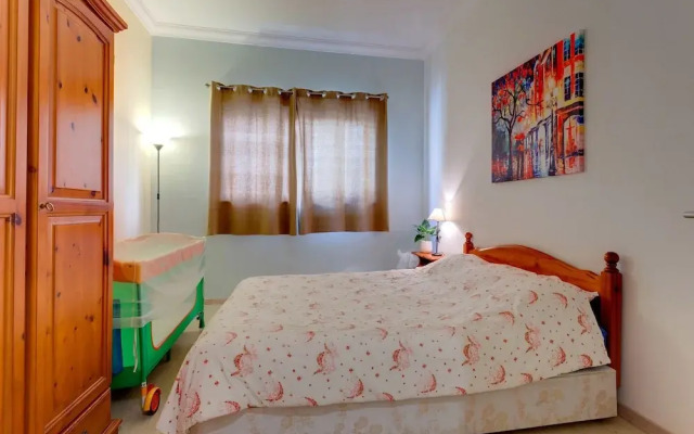 Central Apartment in St Julian s Perfect for Families