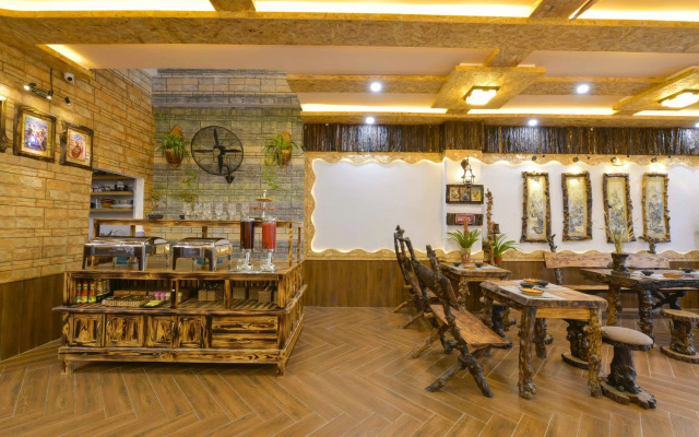 La An Old Town Hotel