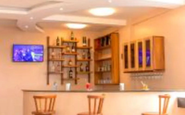 Hotel Comster Mtwapa