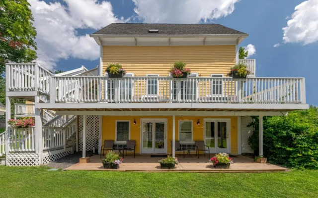 The Admiral's Inn Resort