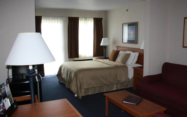 Best Western Lakefront Inn