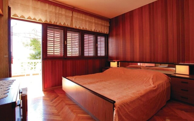 Awesome Apartment in Blato With 3 Bedrooms and Outdoor Swimming Pool