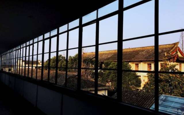 Kunlun Int'l Hostel Huizhou Ancient City
