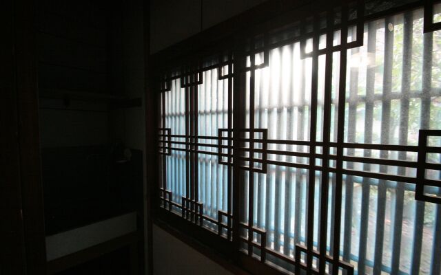 HARUYA Naramachi - Hostel