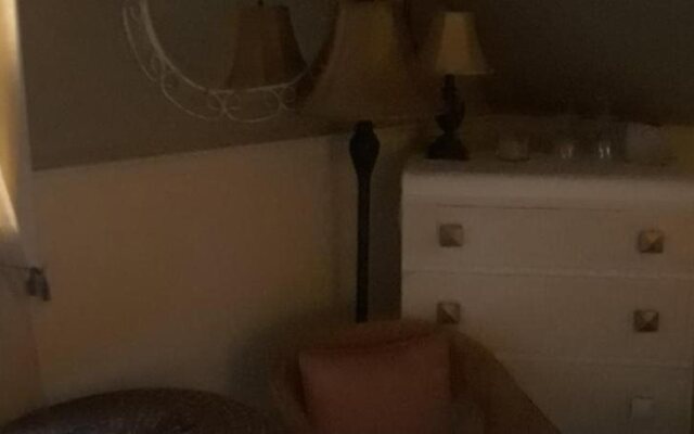 Auberge Bonne Nuit-Bonjour Bed & Breakfast