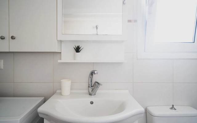 Olimpiou Lovely Apartment In Koukaki