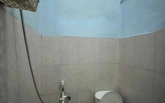 OYO 94579 Sm Raja Guest House