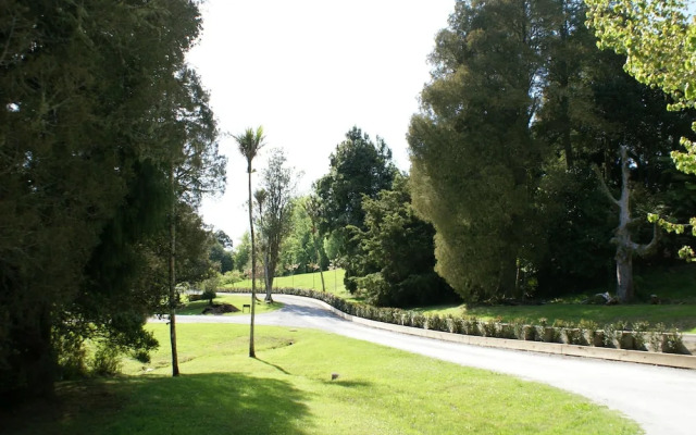 Woodhouse Mountain Lodge