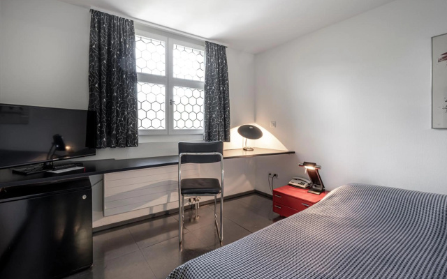 Hotel Hofgarten Luzern – Guest Rooms – Lucerne
