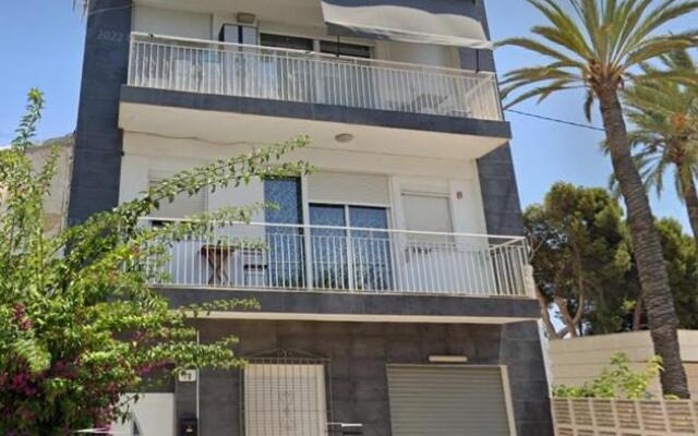 Lovely Beach House with Terrace San Juan Alicante