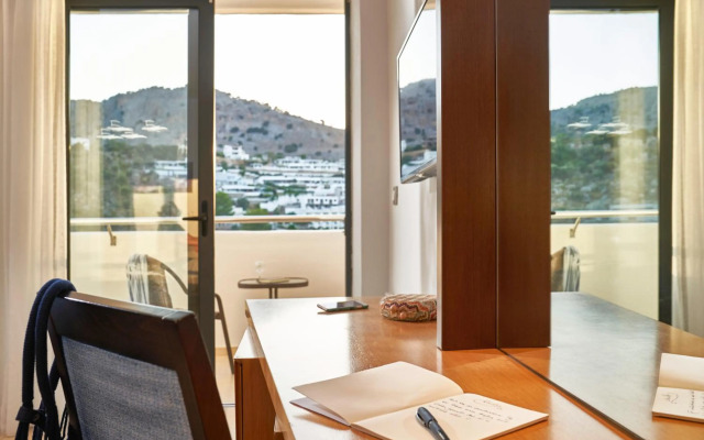 Lindos Bay Suites