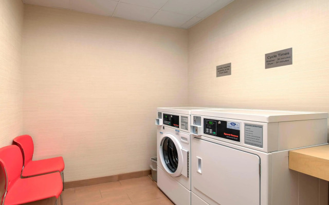 Comfort Inn & Suites Green Bay Stadium Area