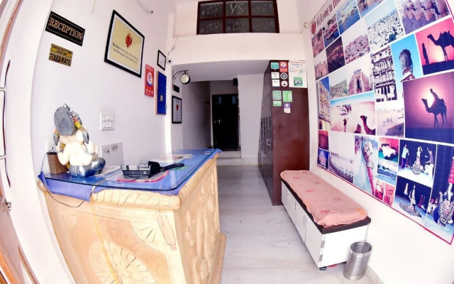 Hotel Yellow Stone