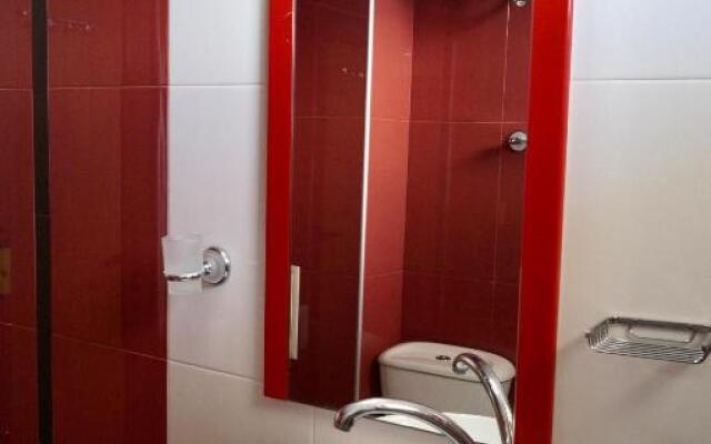 Super Centre Apartment - 3 min from the beach