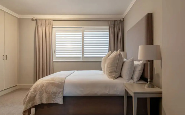 Bantry Place - Luxury Apartment