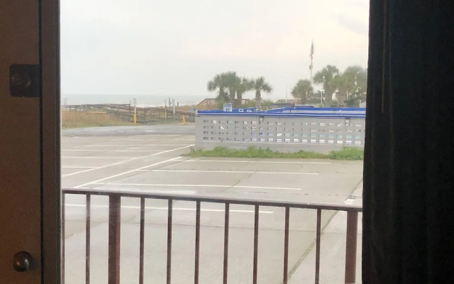 Gazebo Inn Oceanfront