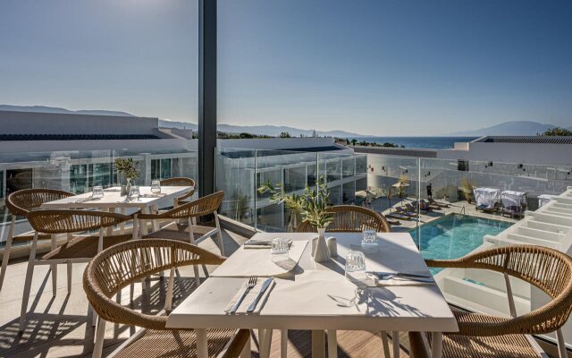 Mirage Bleu Hotel