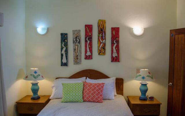 Velero Beach Resort