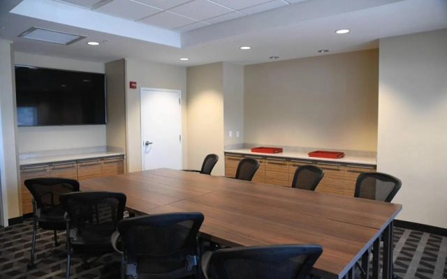 TownePlace Suites Kansas City At Briarcliff