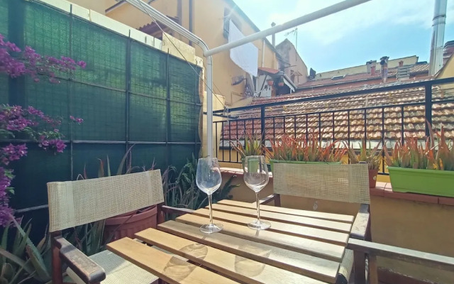 Delle Erbe The Nightlife