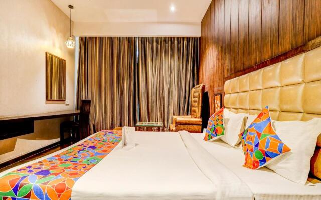 Hotel Orbion Mall Road