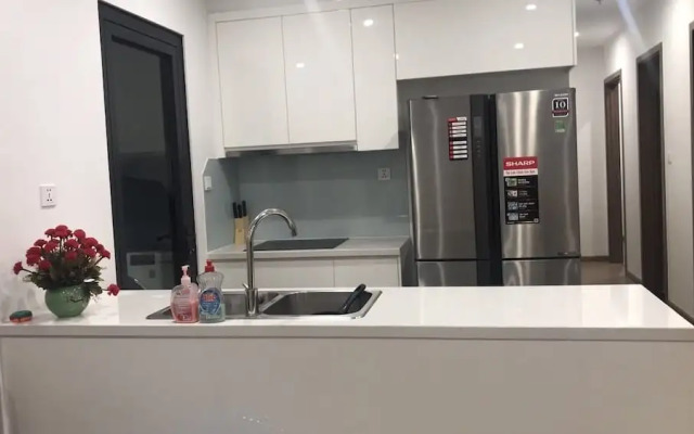 Bom Homes - Vinhomes Skylake Serviced Apartment