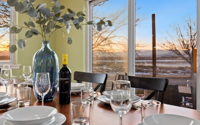 Spacious Home W/ Fun Amenities | Lake & Mtn Views