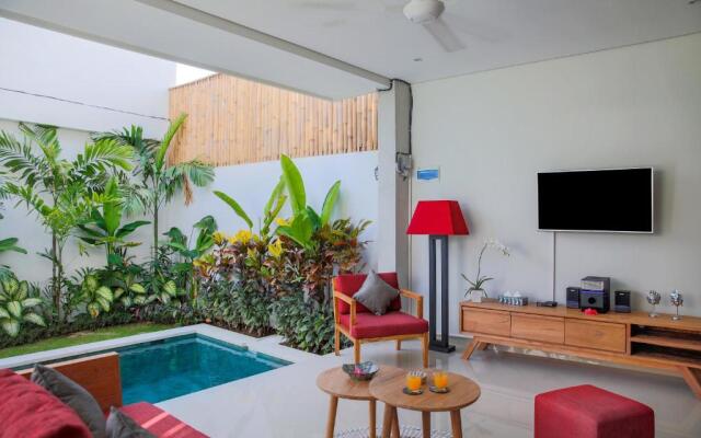 Villa 66, 5 min walk to Double 6 beach