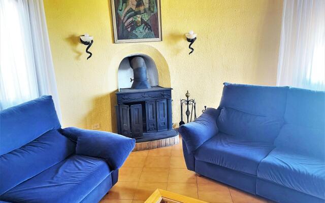 Authentic holiday home in Denia with bubble bath