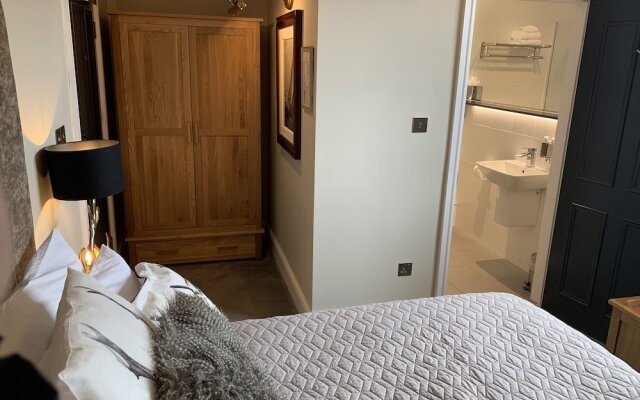 The Wheatsheaf Hotel Sandbach