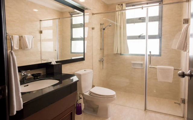 Diamond Westlake Suites