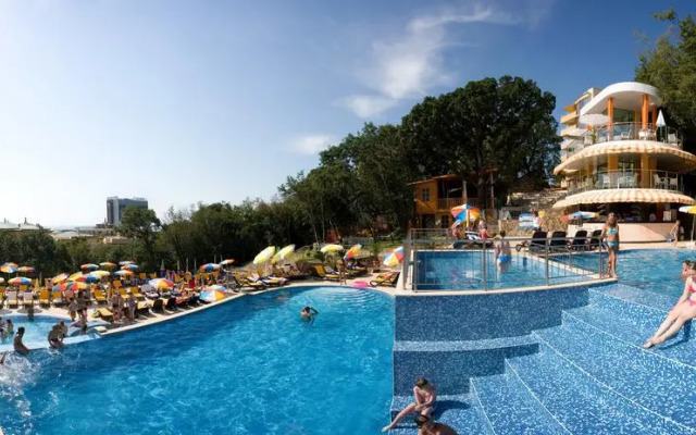 Sunshine Magnolia & Spa