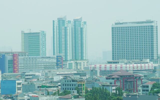 Spacious And Convenient 3br at Pangeran Jayakarta Apartment