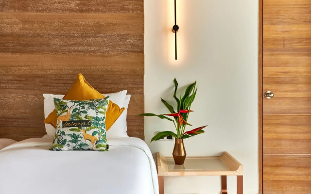 Island Escape Burasari