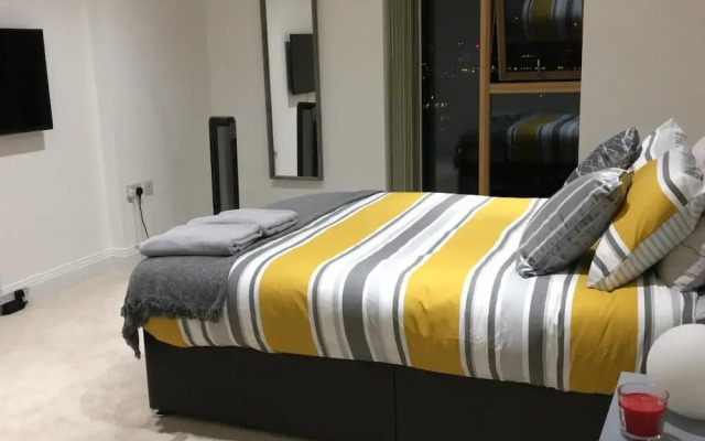 London Dream Apartment - City Chic Retreat