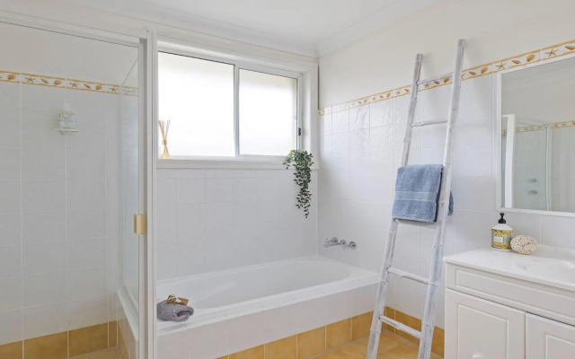 Ancora - STAY three PAY two