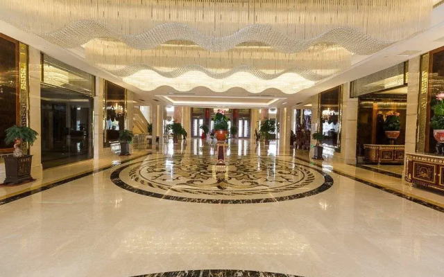 Royal Garden