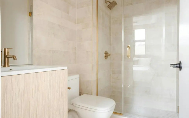 Sonder by Marriott Bonvoy The Edison Apartments Old City