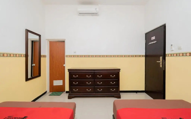 RedDoorz near Taman Krida Budaya Malang