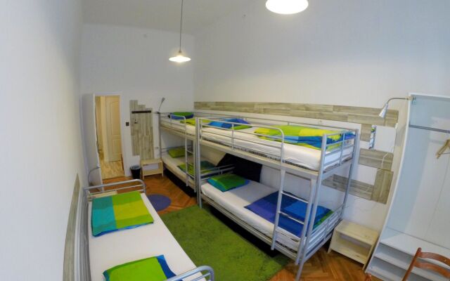 Friends Hostel and Apartments Budapest