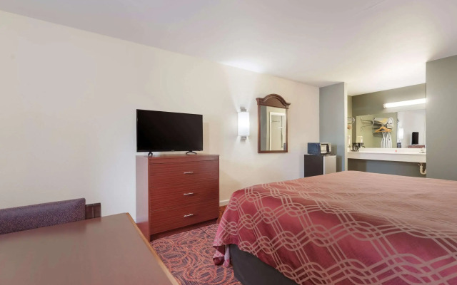 Econo Lodge Thomaston